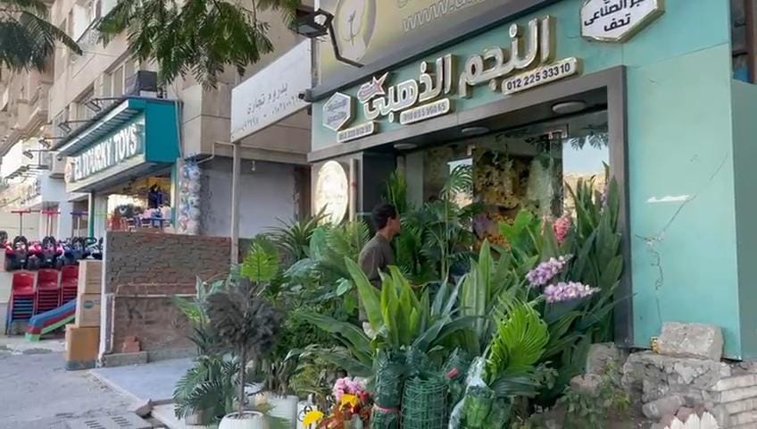 التسوق في النزهة الجديدة... الحداثة وروح الحيّ الشعبي